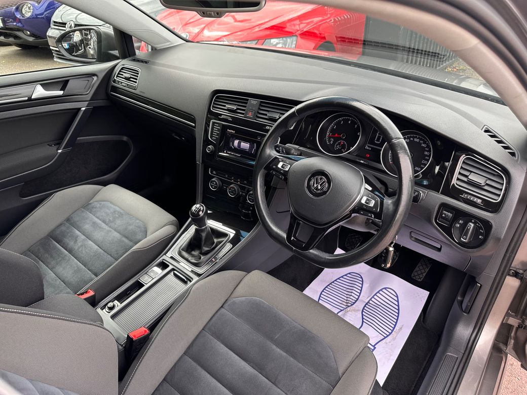 2015 Volkswagen Golf