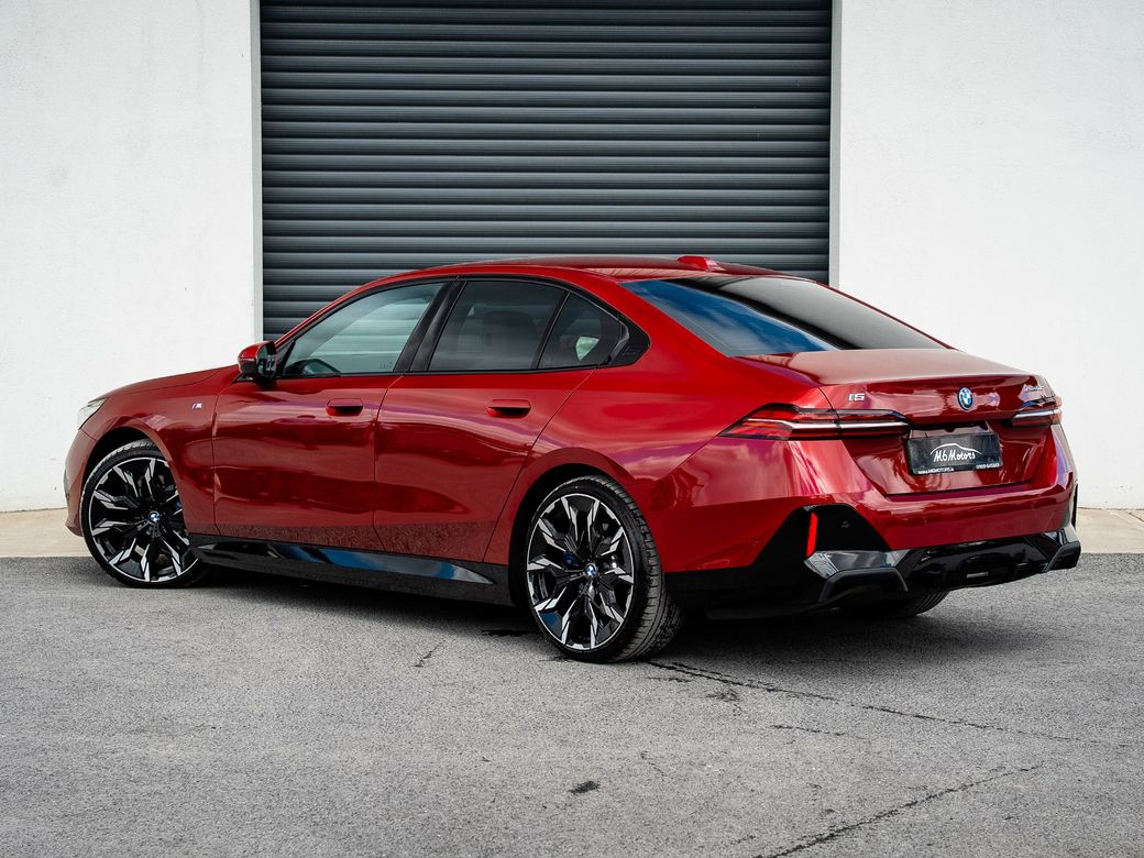 2024 BMW i5