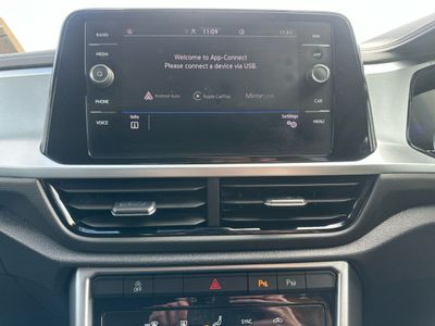 2023 Volkswagen T-Roc