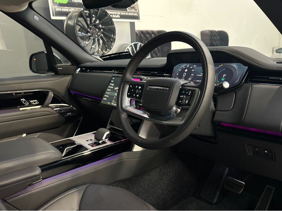 2025 Land Rover Range Rover