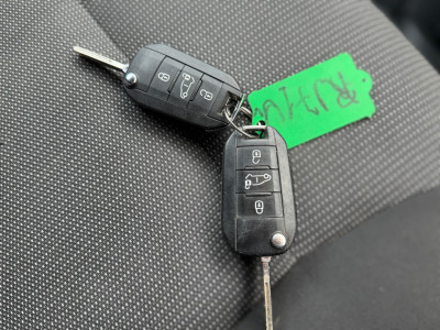 2022 Peugeot Partner