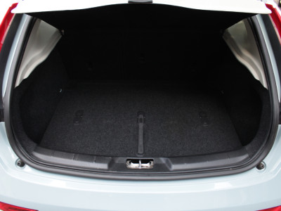 2017 Volvo V40