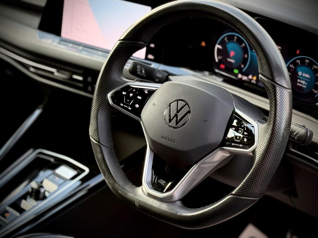 2024 Volkswagen Golf