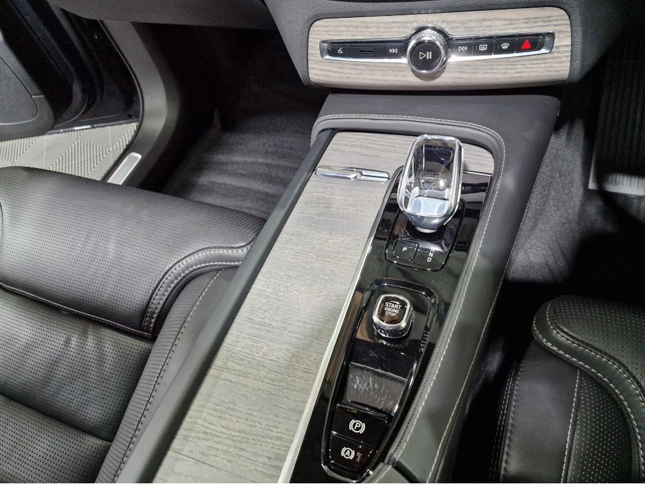 2024 Volvo XC90