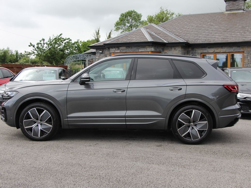 2025 Volkswagen Touareg