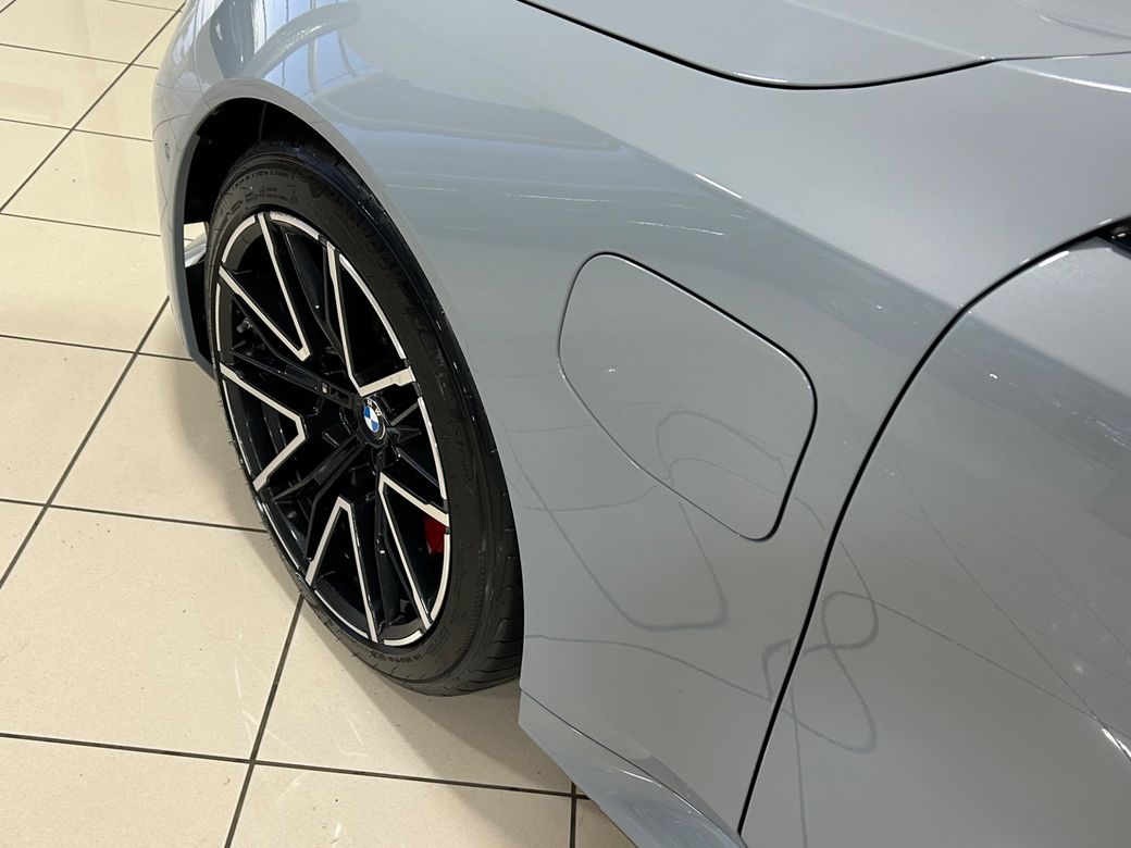 2025 BMW M5