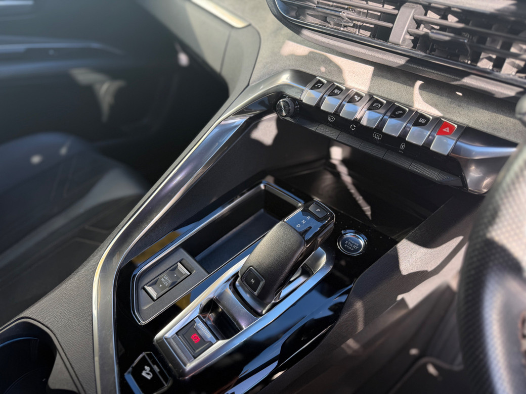 2021 Peugeot 3008