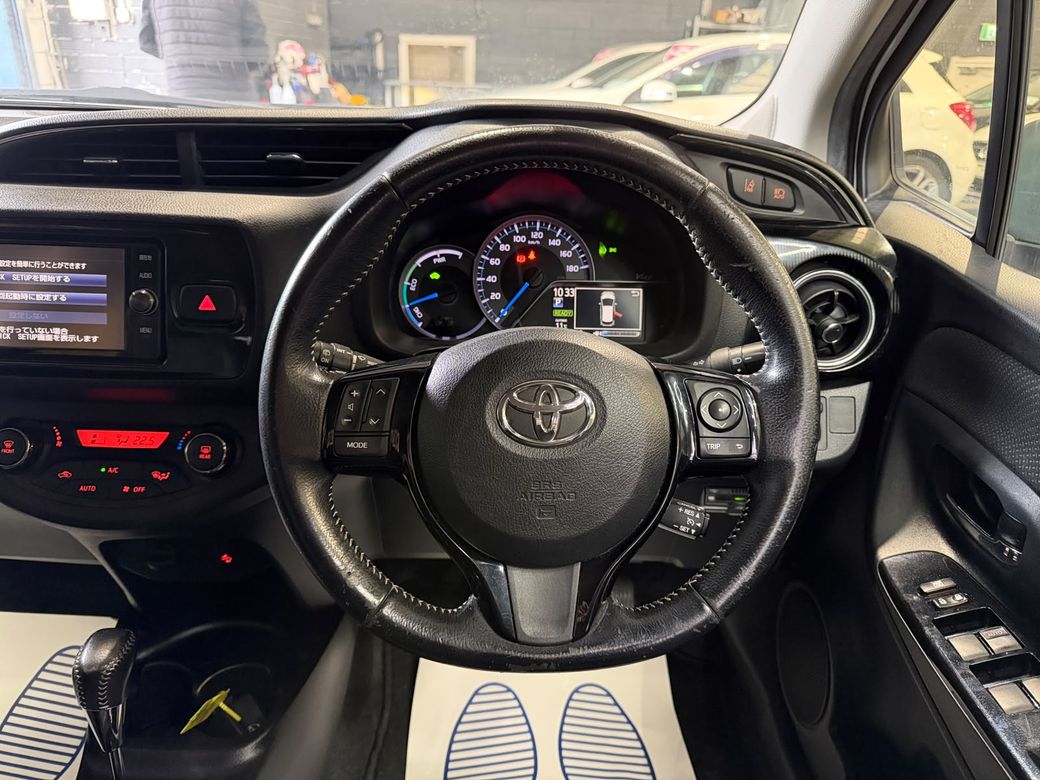 2017 Toyota Vitz