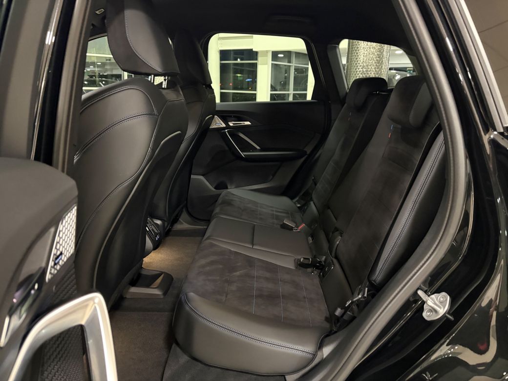 2025 BMW X1