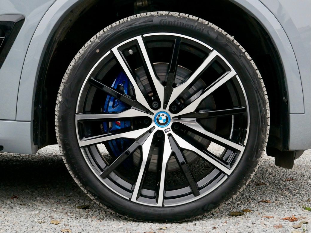 2025 BMW X5