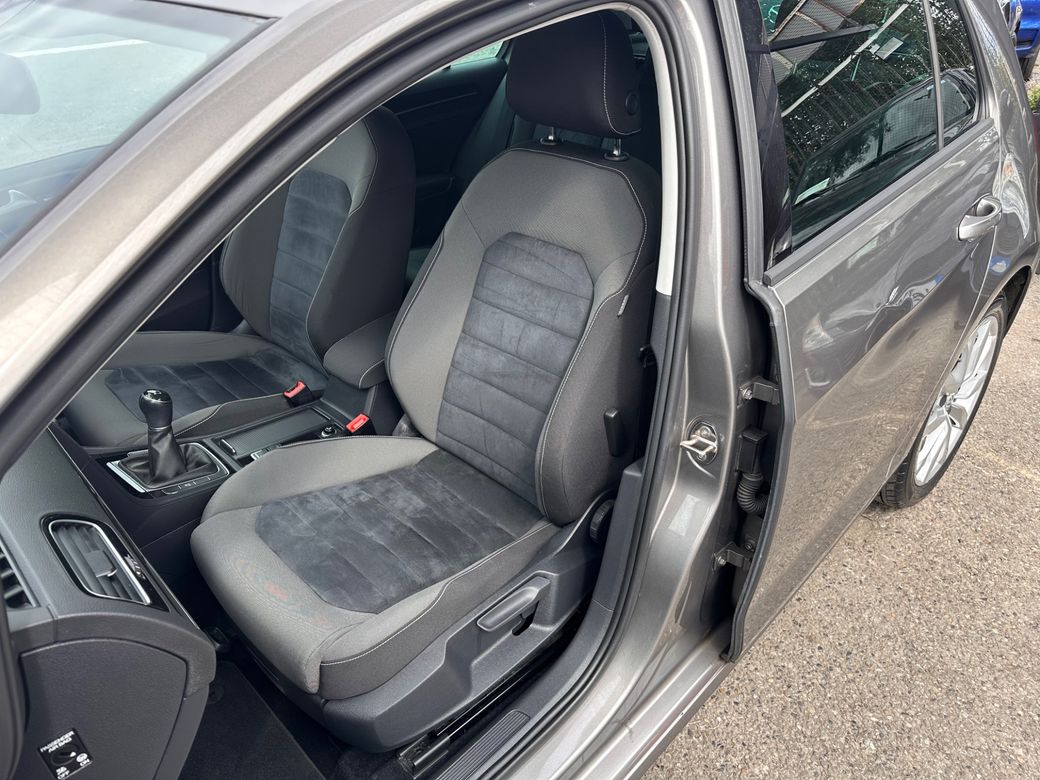 2015 Volkswagen Golf