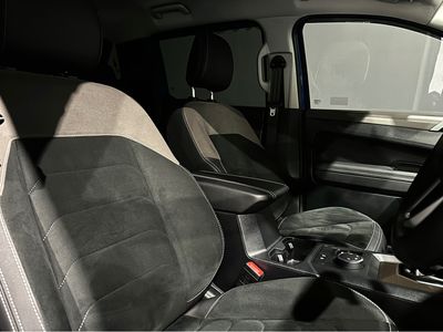 2025 Volkswagen Amarok