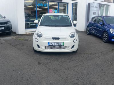 2025 Fiat 500e