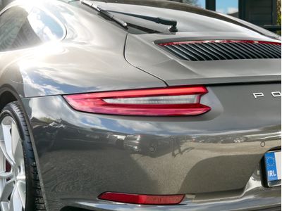 2017 Porsche 911