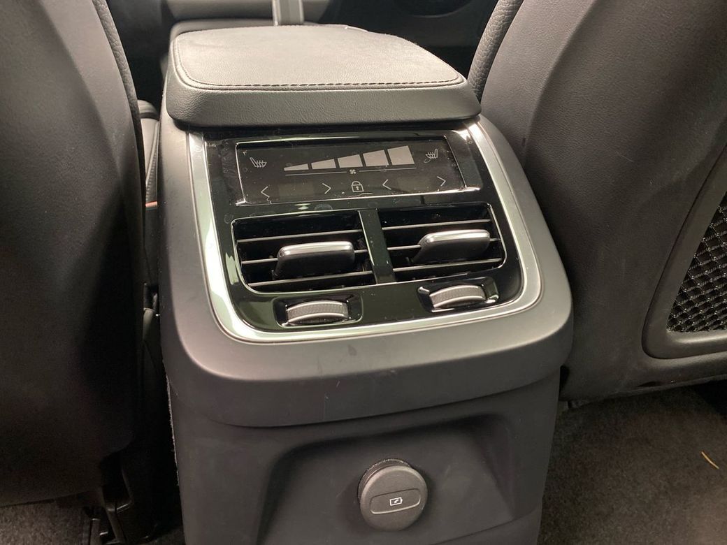 2023 Volvo XC90