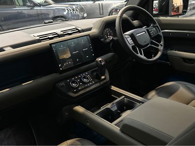 2025 Land Rover Defender