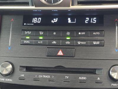 2019 Lexus IS 300h