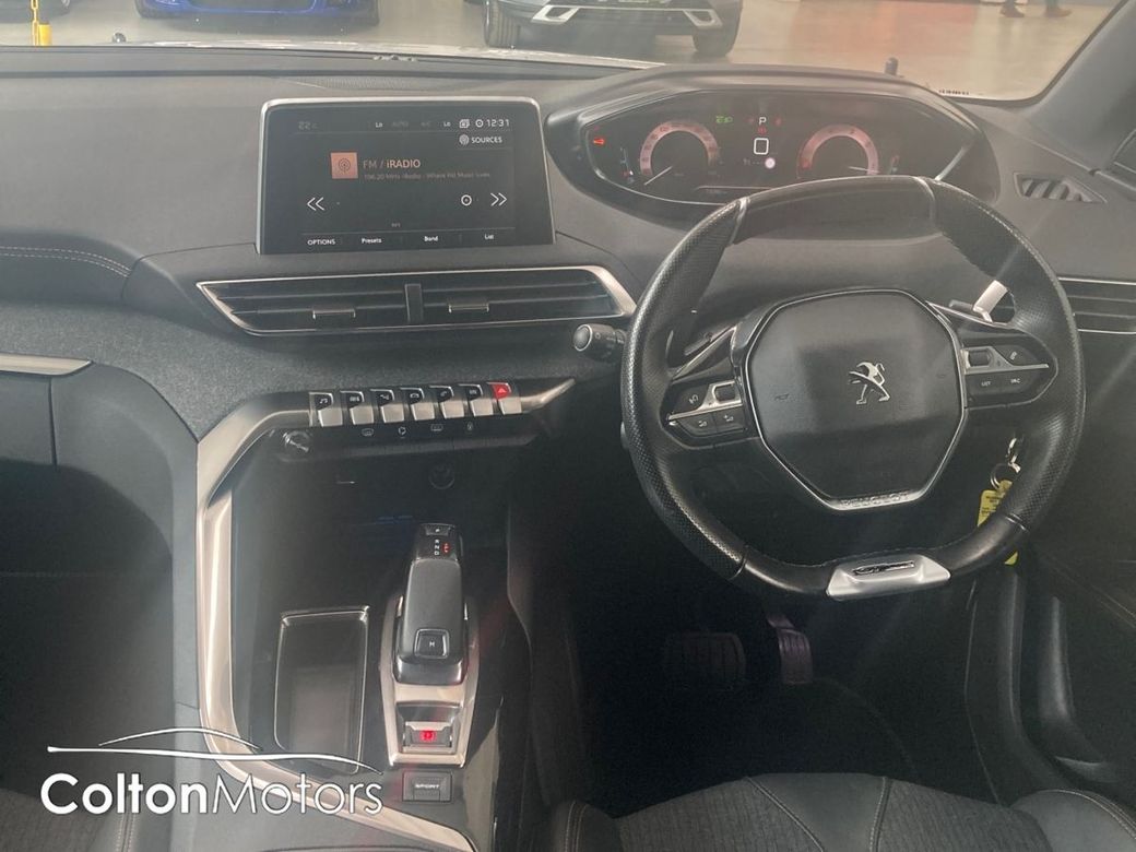 2020 Peugeot 5008
