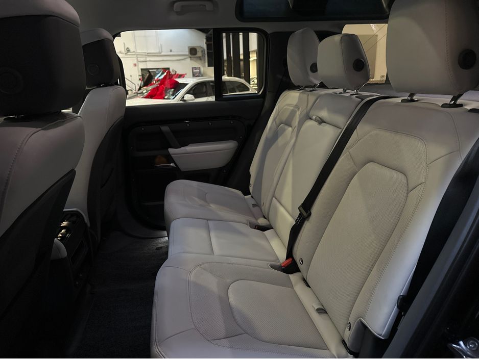 2025 Land Rover Defender