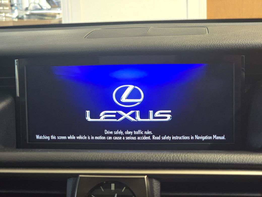 2020 Lexus IS 300h