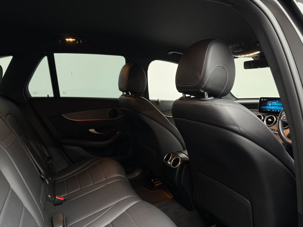 2023 Mercedes-Benz GLC Class