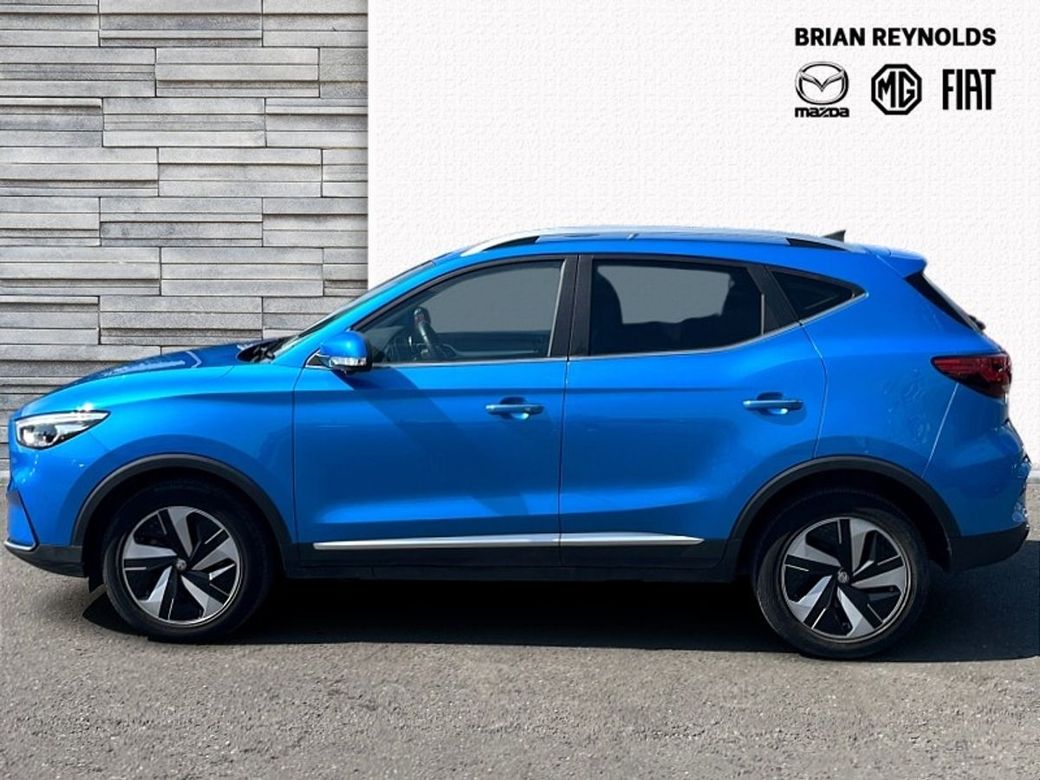 2023 MG ZS