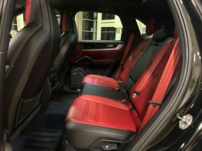 2024 Porsche Cayenne