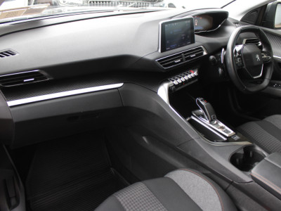 2020 Peugeot 5008
