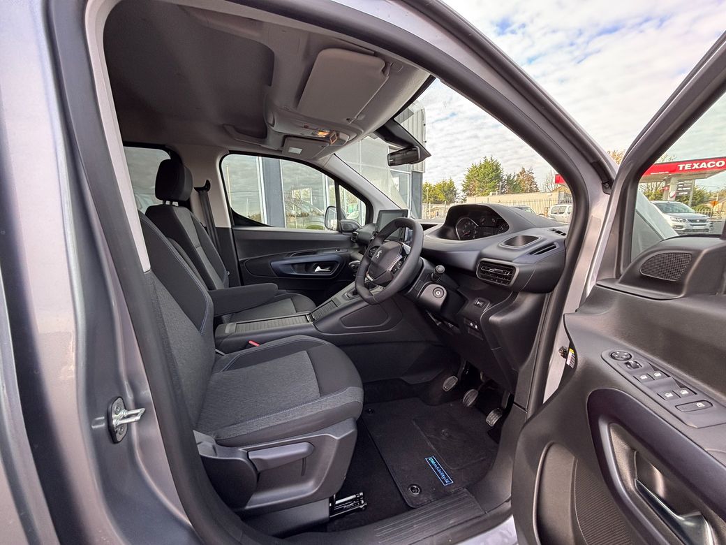 2024 Peugeot Rifter