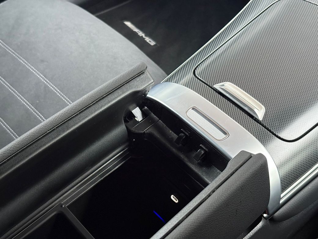 2025 Mercedes-Benz GLC Class