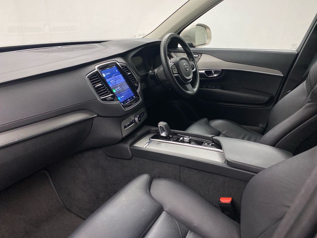 2023 Volvo XC90
