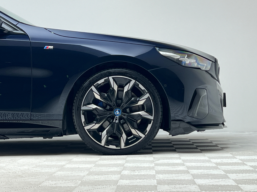 2024 BMW 5 Series