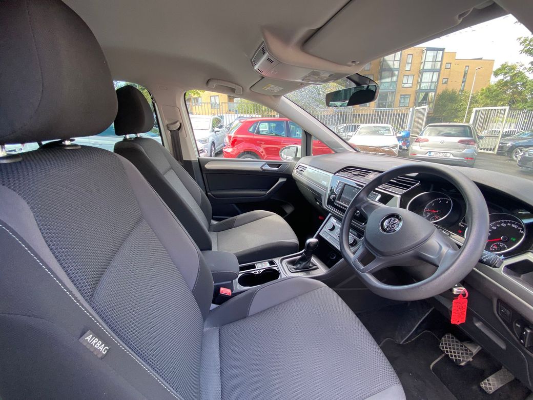 2016 Volkswagen Touran