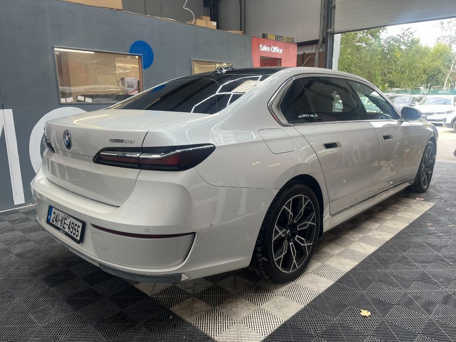 2024 BMW i7