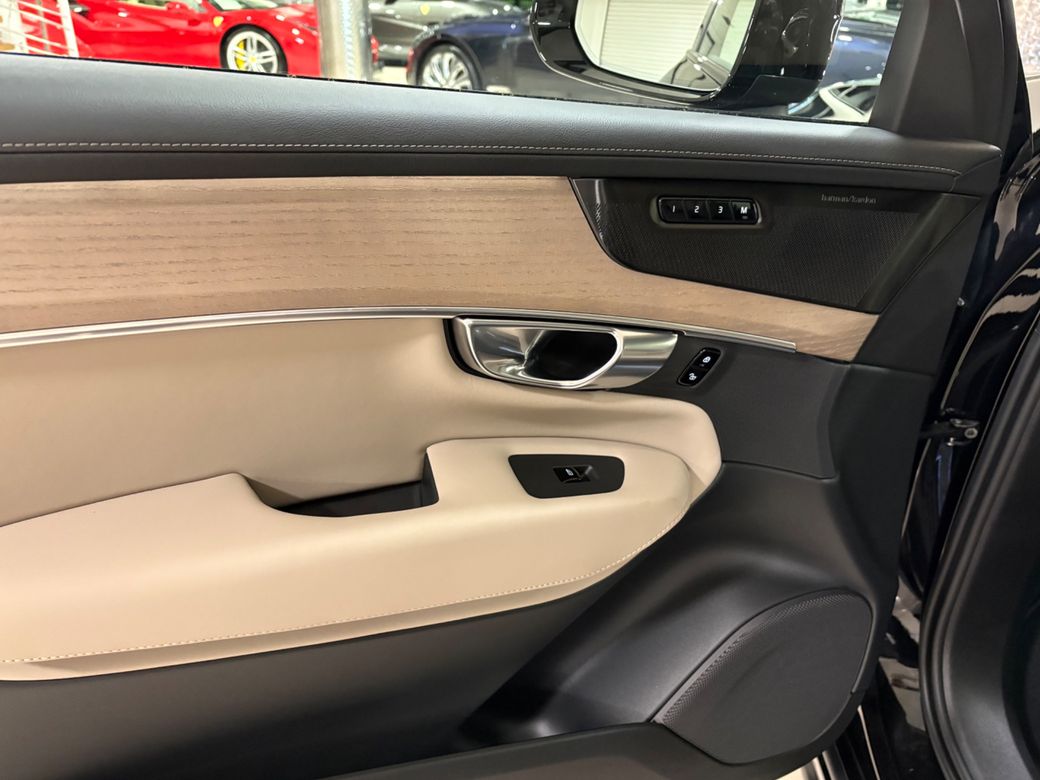 2025 Volvo XC90