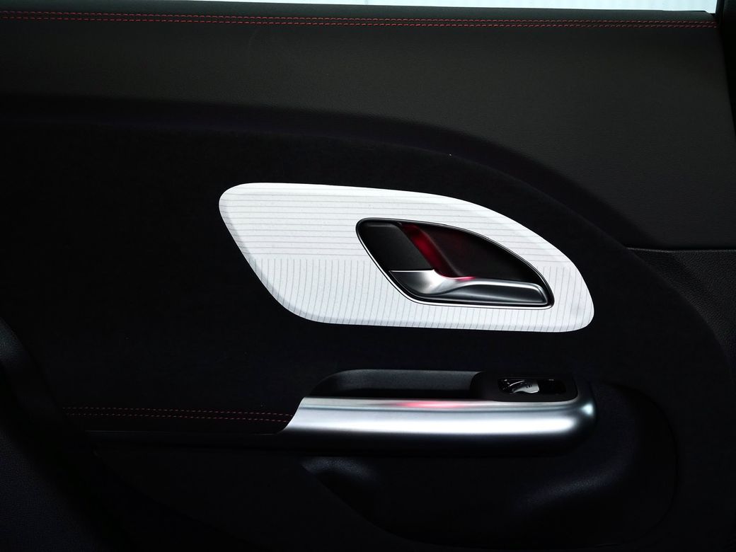 2025 Mercedes-Benz CLA Class