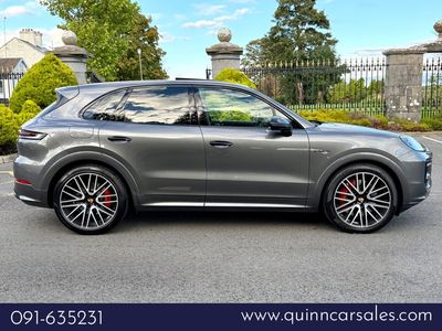 2024 Porsche Cayenne