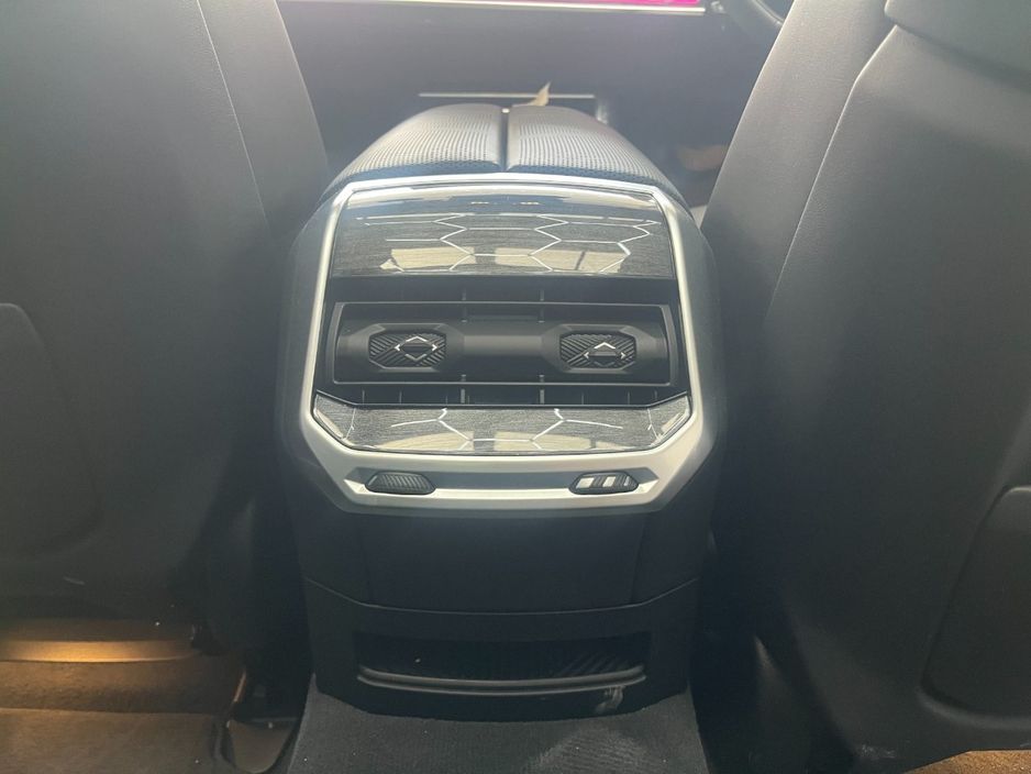 2024 BMW i7