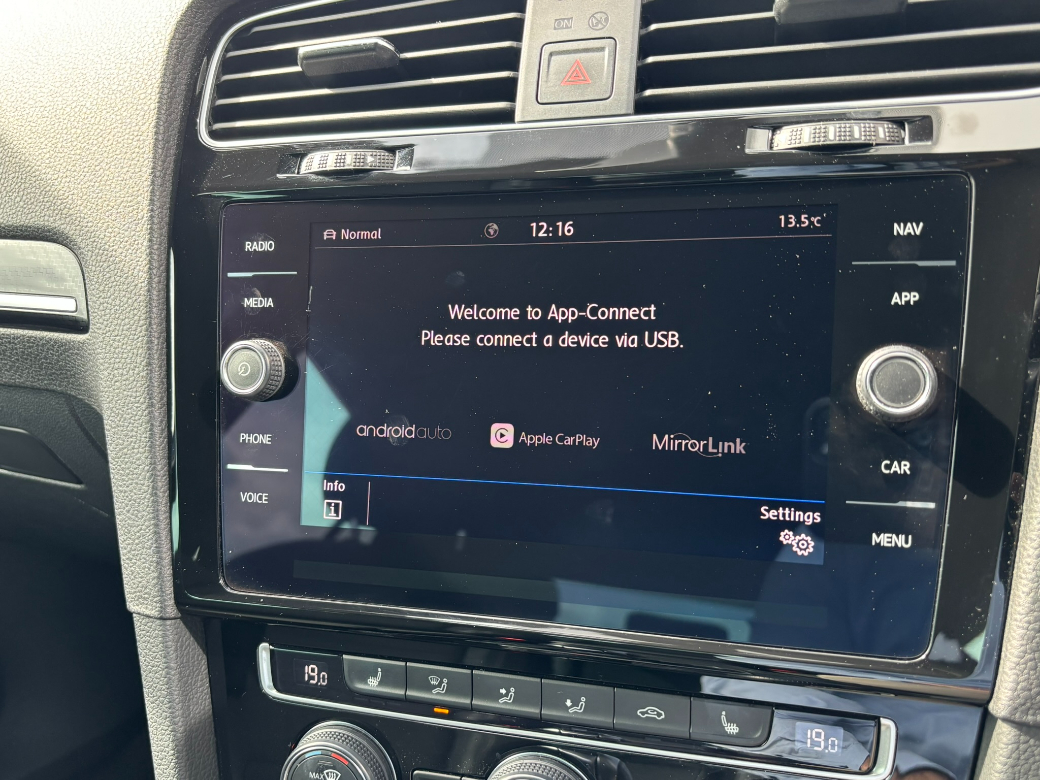 2019 Volkswagen Golf