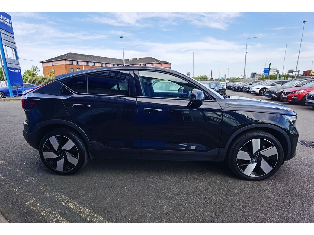 2022 Volvo C40