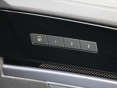 2025 Volkswagen Touareg