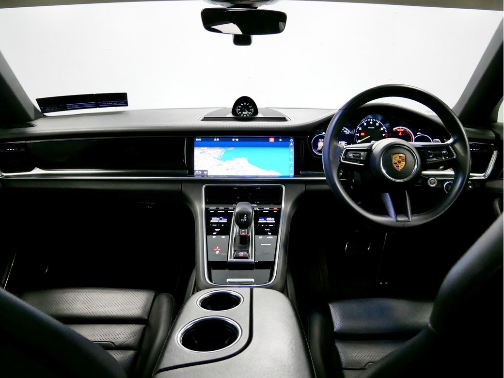 2021 Porsche Panamera