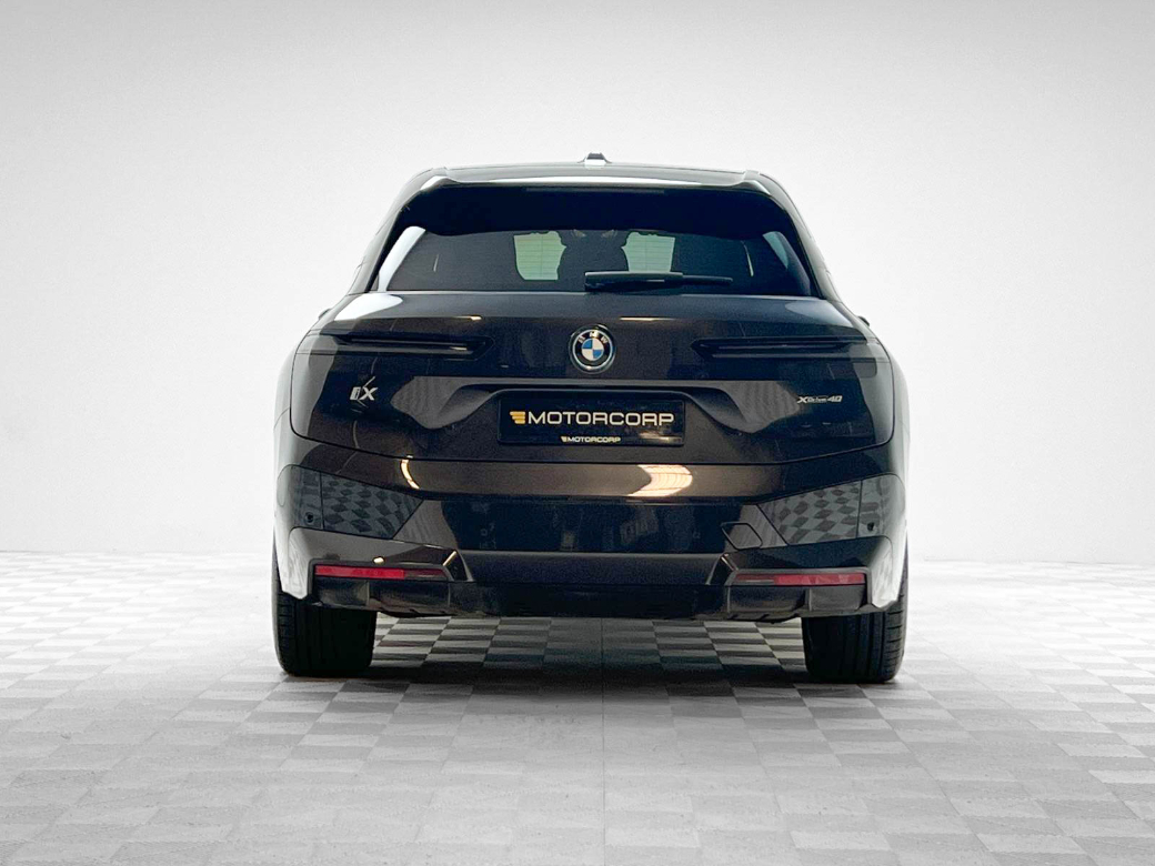 2022 BMW iX
