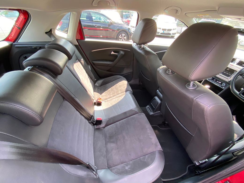 2017 Volkswagen Polo