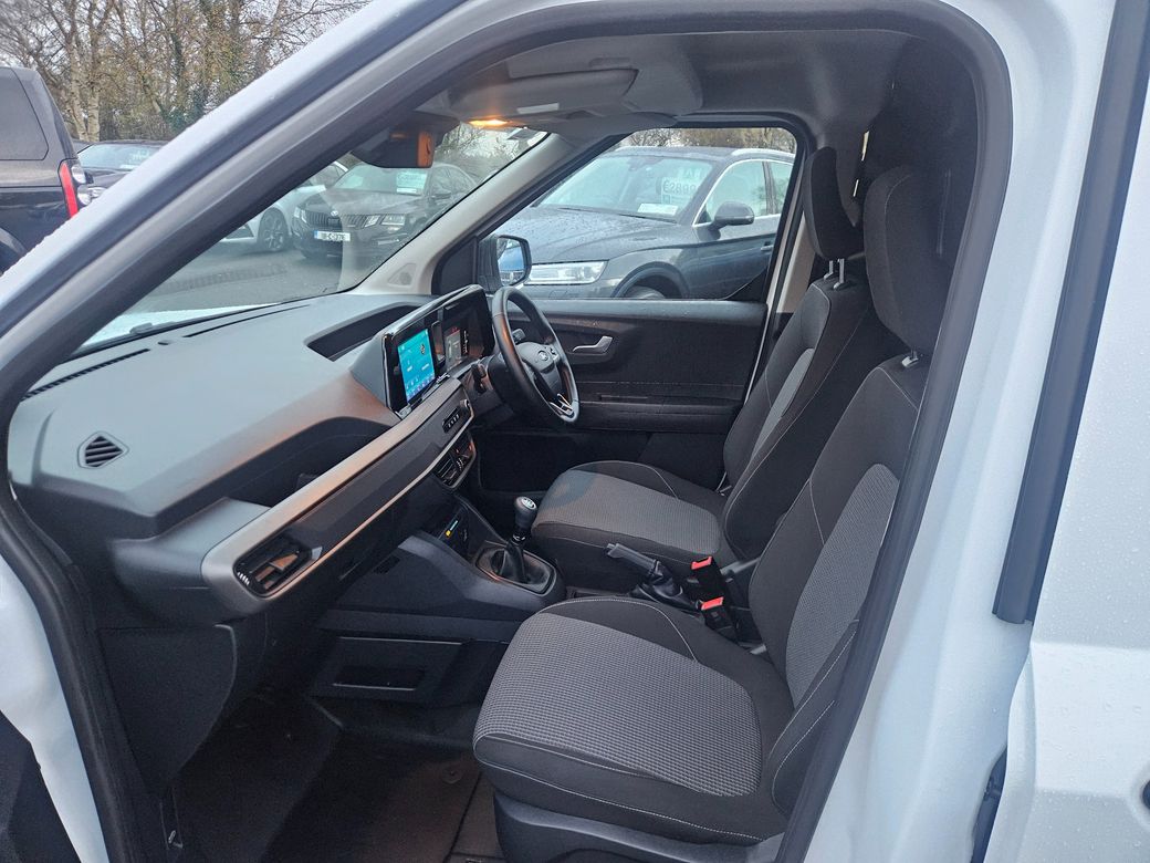 2024 Ford Transit Courier