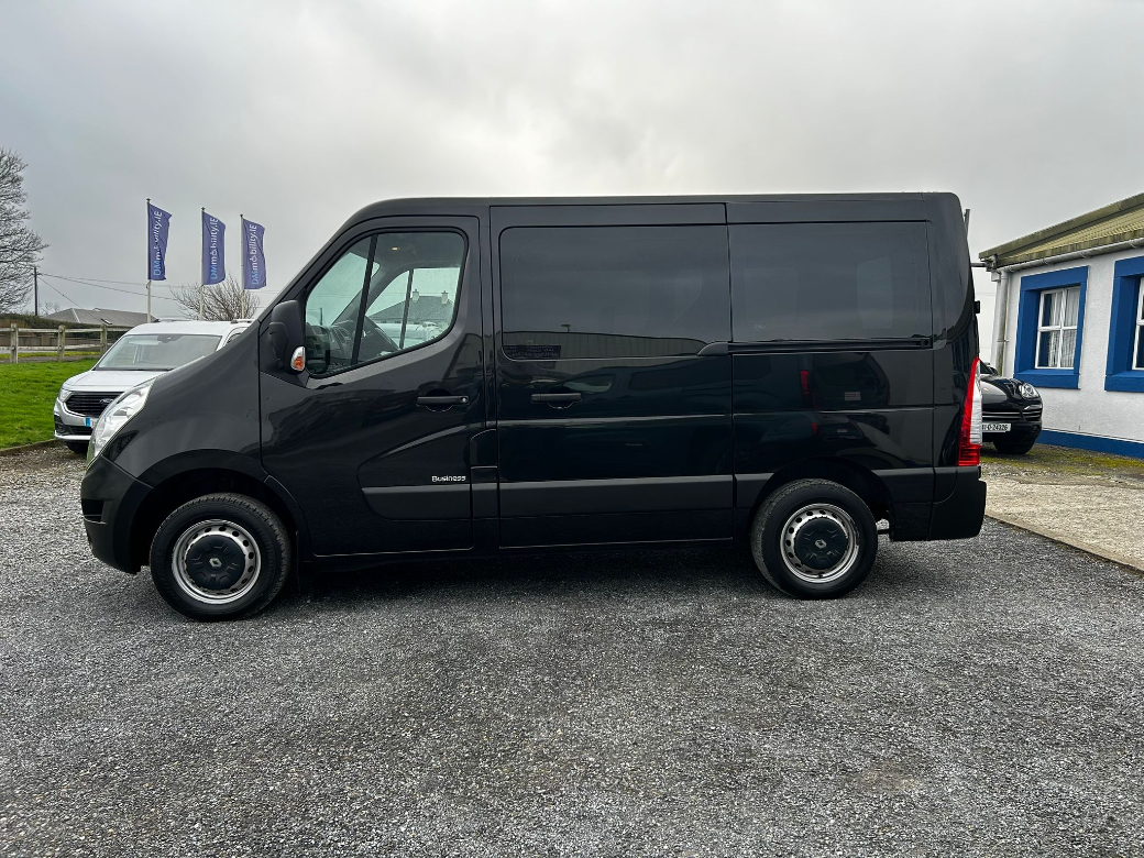 2022 Renault Master