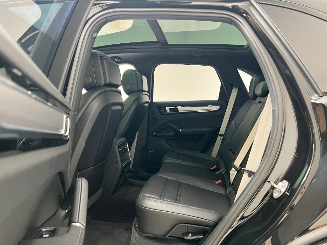 2023 Porsche Cayenne