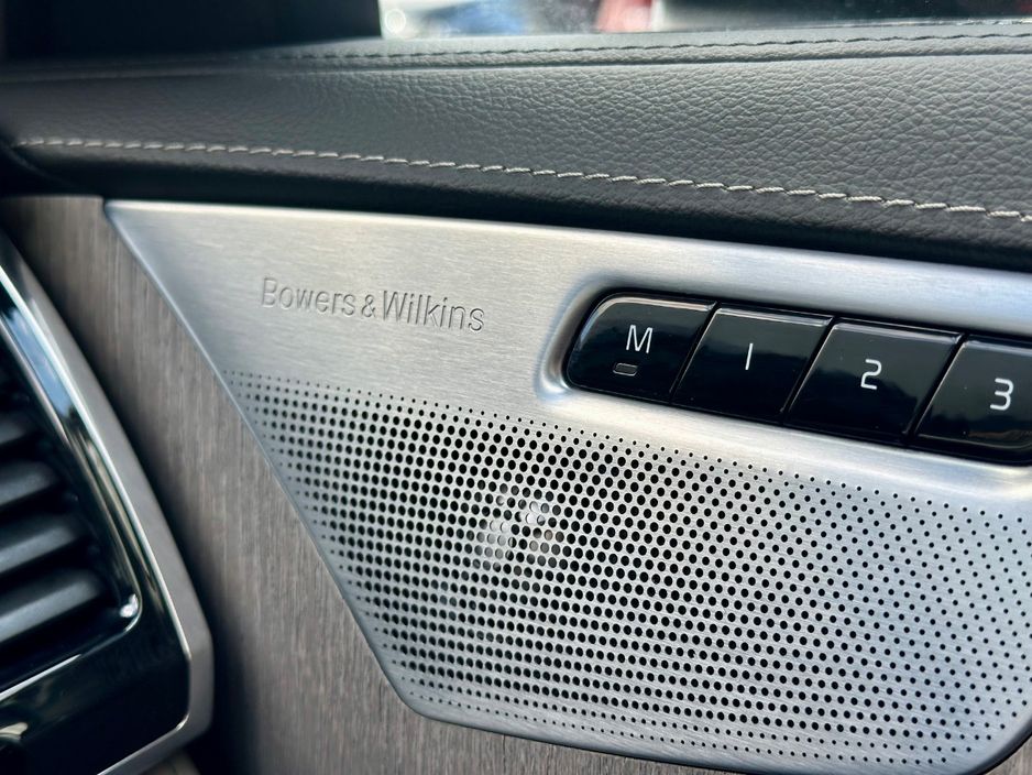 2023 Volvo XC90