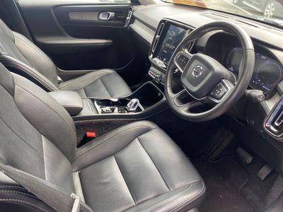 2020 Volvo XC40