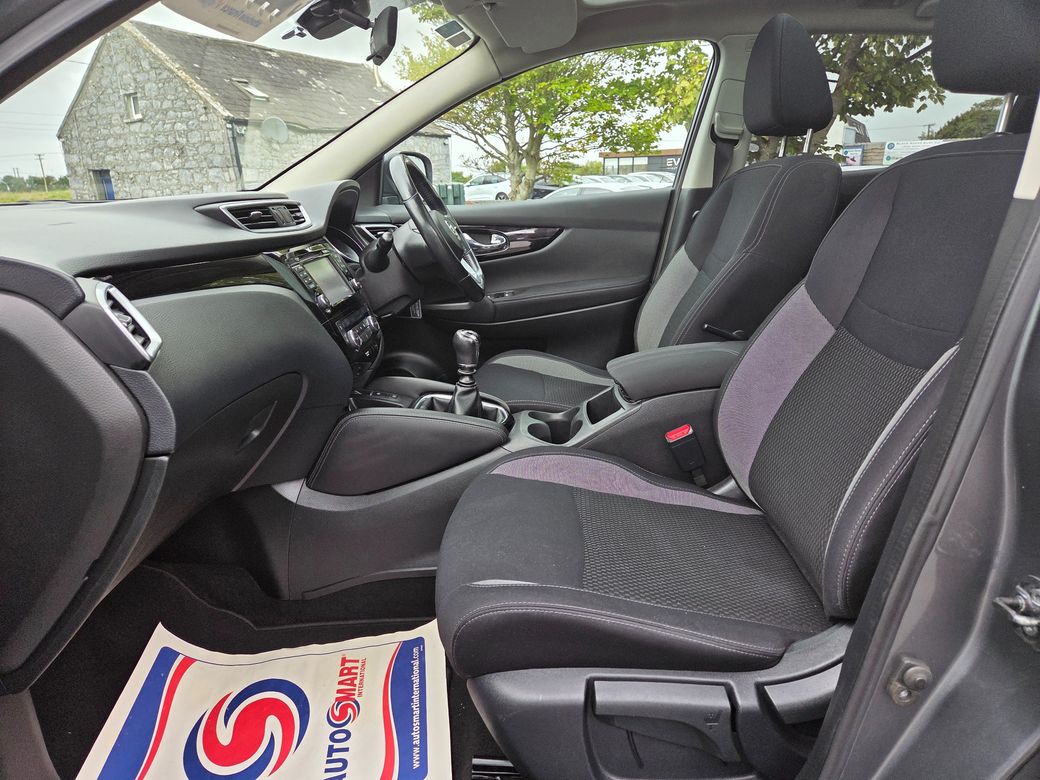 2017 Nissan Qashqai